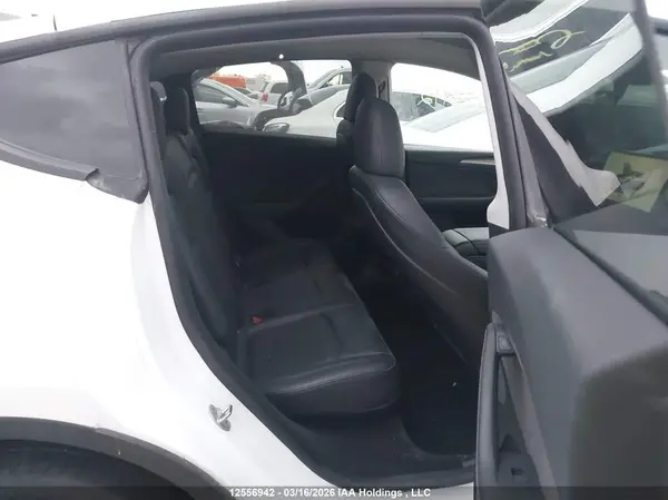 7SAYGDEE1PF599886 2023 TESLA MODEL Y - Image 8