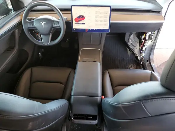 7SAYGDEE1PF609185 2023 TESLA MODEL Y - Image 8