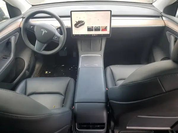 7SAYGDEE1PF612166 2023 TESLA MODEL Y - Image 8