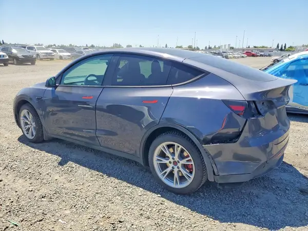 7SAYGDEE1PF612457 2023 TESLA MODEL Y - Image 2