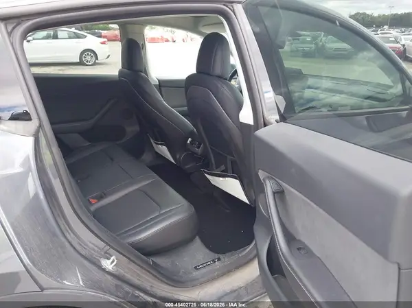 7SAYGDEE1PF616315 2023 TESLA MODEL Y - Image 8