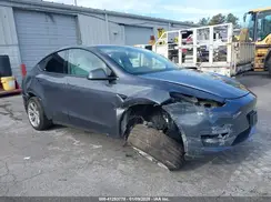 7SAYGDEE1PF619618 2023 TESLA MODEL Y
