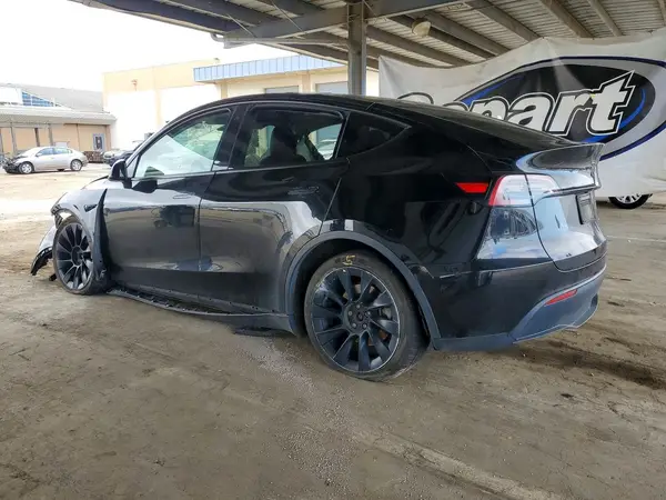 7SAYGDEE1PF621059 2023 TESLA MODEL Y - Image 2