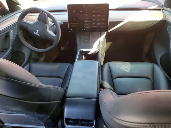 7SAYGDEE1PF643613 2023 TESLA MODEL Y - Image 8