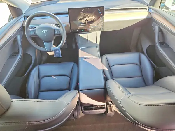 7SAYGDEE1PF644874 2023 TESLA MODEL Y - Image 8