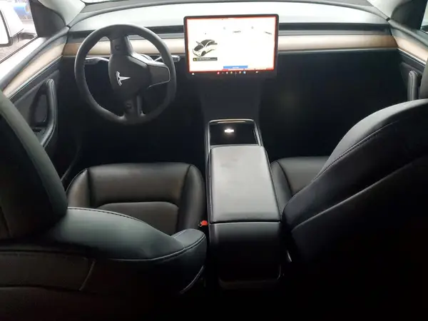 7SAYGDEE1PF663554 2023 TESLA MODEL Y - Image 8