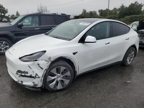 7SAYGDEE1PF669578 2023 TESLA MODEL Y - Image 1