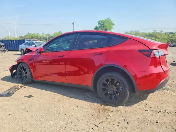 7SAYGDEE1PF672870 2023 TESLA MODEL Y - Image 2
