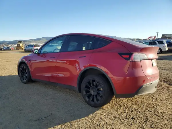 7SAYGDEE1PF697297 2023 TESLA MODEL Y - Image 2