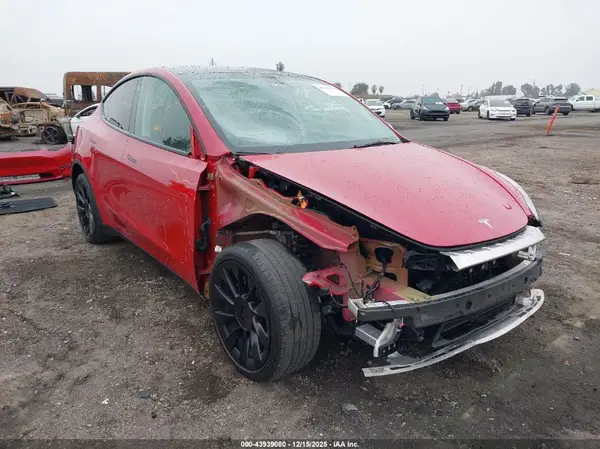 7SAYGDEE1PF714681 2023 TESLA MODEL Y - Image 1