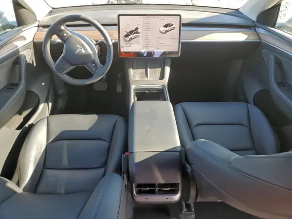 7SAYGDEE1PF747910 2023 TESLA MODEL Y - Image 8