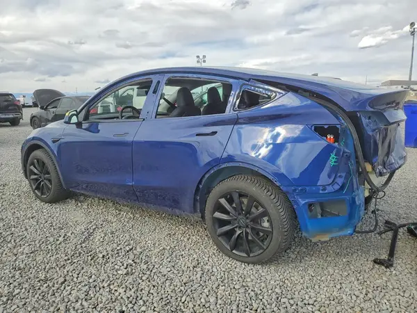 7SAYGDEE1PF759751 2023 TESLA MODEL Y - Image 2