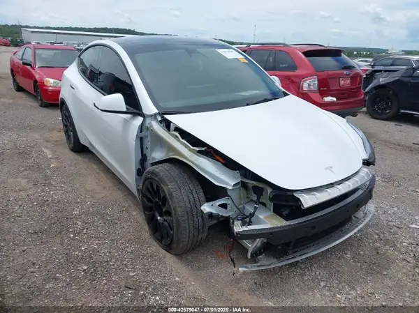 7SAYGDEE1PF768532 2023 TESLA MODEL Y - Image 1