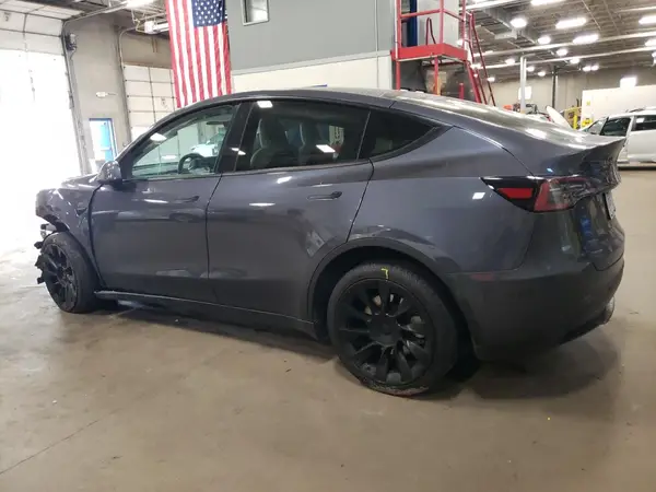 7SAYGDEE1PF783886 2023 TESLA MODEL Y - Image 2