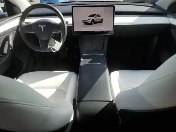 7SAYGDEE1PF800458 2023 TESLA MODEL Y - Image 8