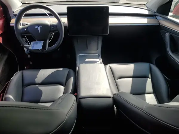 7SAYGDEE1PF813520 2023 TESLA MODEL Y - Image 8