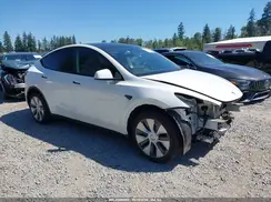 7SAYGDEE1PF825103 2023 TESLA MODEL Y
