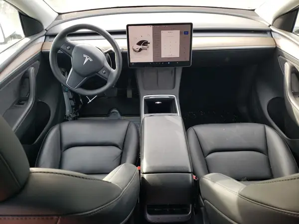 7SAYGDEE1PF827997 2023 TESLA MODEL Y - Image 8
