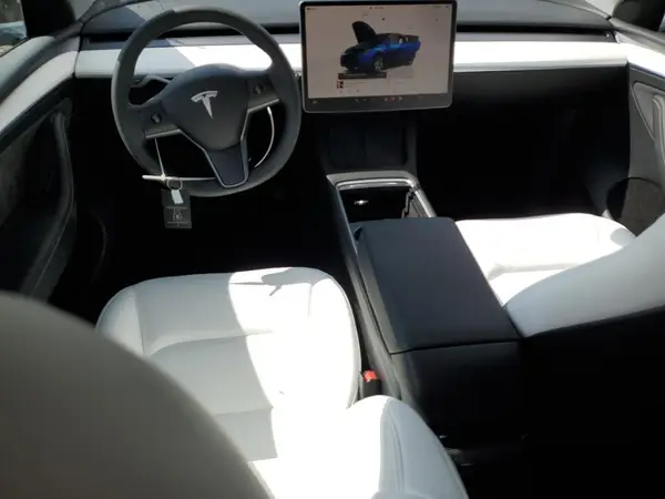 7SAYGDEE1PF841429 2023 TESLA MODEL Y - Image 8
