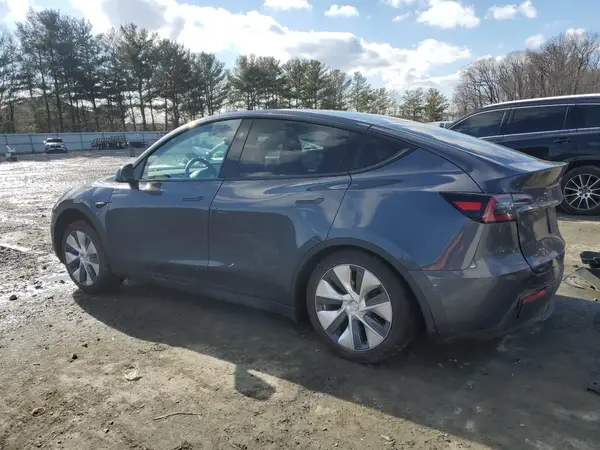 7SAYGDEE1PF842242 2023 TESLA MODEL Y - Image 2