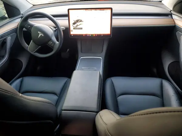 7SAYGDEE1PF849966 2023 TESLA MODEL Y - Image 8
