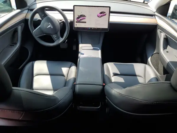 7SAYGDEE1PF850373 2023 TESLA MODEL Y - Image 8