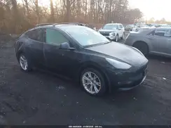 7SAYGDEE1PF853810 2023 TESLA MODEL Y