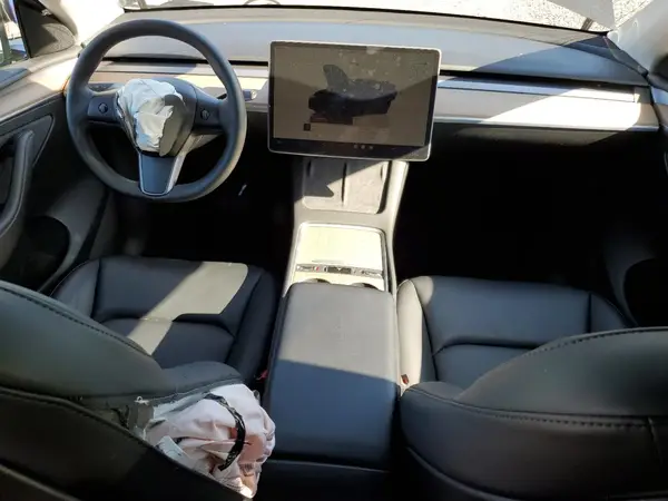 7SAYGDEE1PF865195 2023 TESLA MODEL Y - Image 8