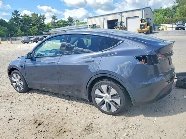 7SAYGDEE1PF865889 2023 TESLA MODEL Y - Image 2