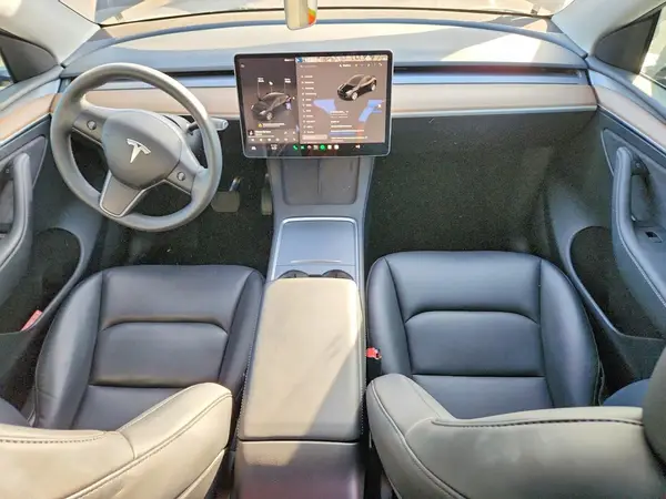 7SAYGDEE1PF878982 2023 TESLA MODEL Y - Image 8