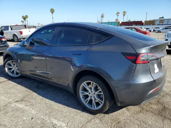 7SAYGDEE1PF890369 2023 TESLA MODEL Y - Image 2