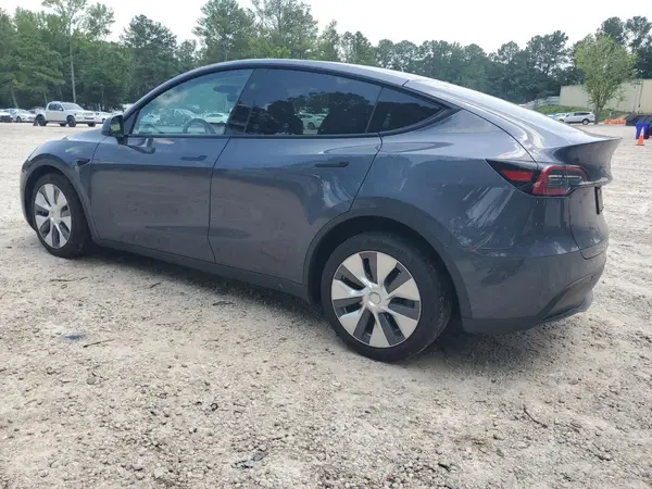 7SAYGDEE1PF894843 2023 TESLA MODEL Y - Image 2