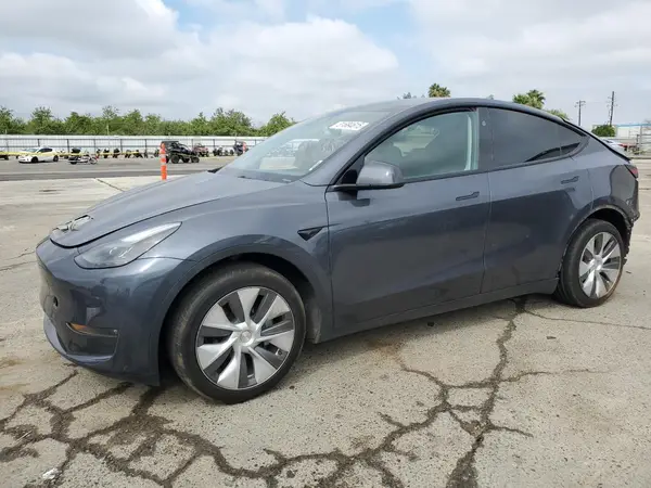7SAYGDEE1PF910670 2023 TESLA MODEL Y - Image 1