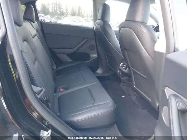 7SAYGDEE1PF923015 2023 TESLA MODEL Y - Image 8