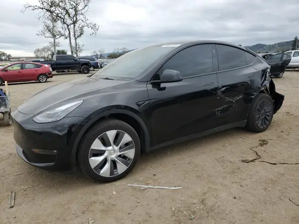 7SAYGDEE1PF923998 2023 TESLA MODEL Y - Image 1