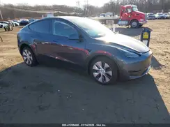 7SAYGDEE1PF945600 2023 TESLA MODEL Y