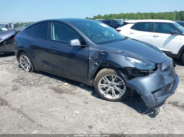7SAYGDEE1PF981139 2023 TESLA MODEL Y - Image 1