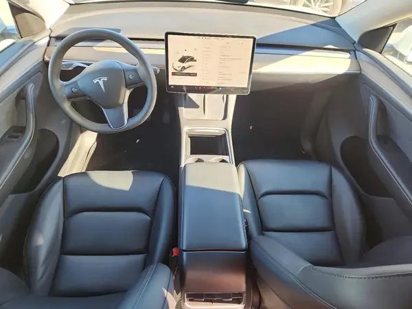 7SAYGDEE1RA221311 2024 TESLA MODEL Y - Image 8