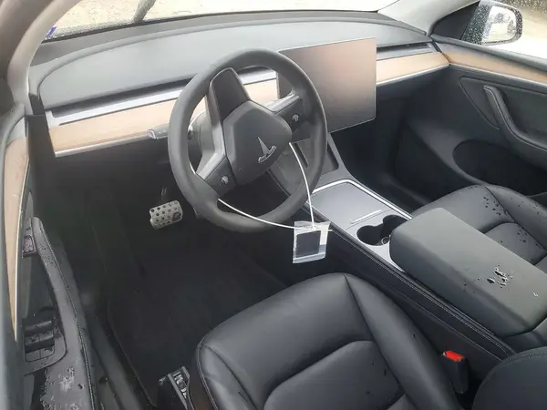 7SAYGDEE1RA225388 2024 TESLA MODEL Y - Image 8