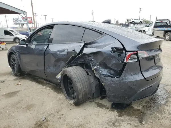 7SAYGDEE1RA232941 2024 TESLA MODEL Y - Image 2