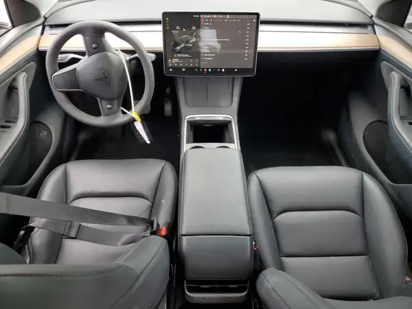 7SAYGDEE1RA232941 2024 TESLA MODEL Y - Image 8