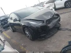 7SAYGDEE1RA234673 2024 TESLA MODEL Y