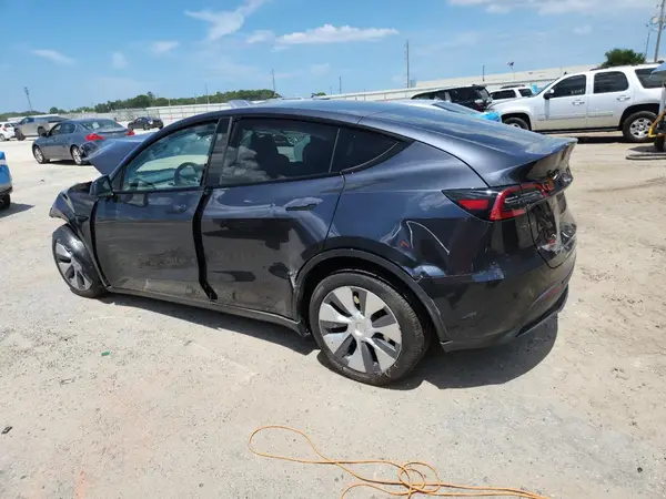 7SAYGDEE1RA246287 2024 TESLA MODEL Y - Image 2
