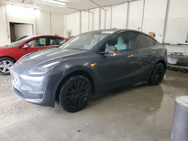 7SAYGDEE1RA253224 2024 TESLA MODEL Y - Image 1