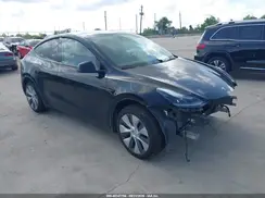 7SAYGDEE1RA253823 2024 TESLA MODEL Y