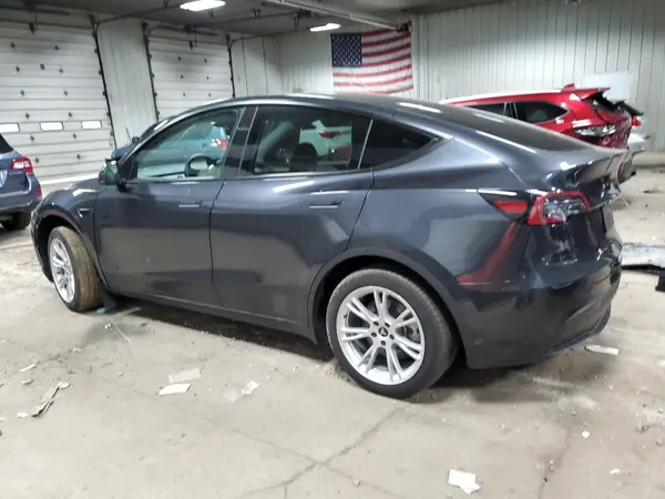 7SAYGDEE1RA254860 2024 TESLA MODEL Y - Image 2