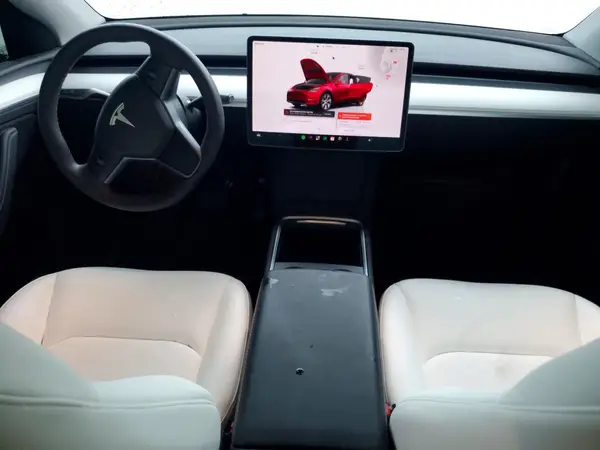 7SAYGDEE1RA257029 2024 TESLA MODEL Y - Image 8