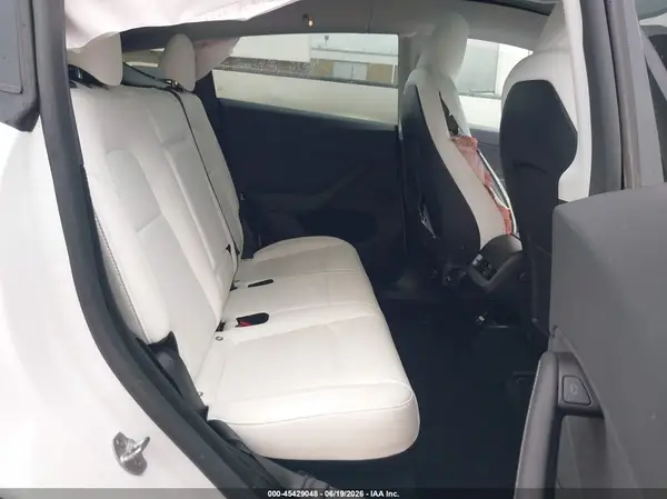 7SAYGDEE1RA259752 2024 TESLA MODEL Y - Image 8