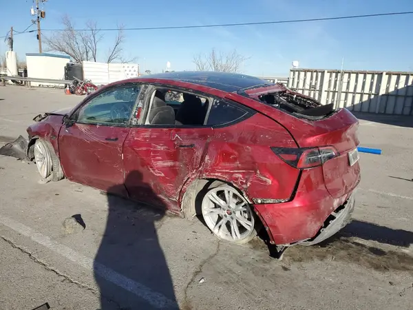 7SAYGDEE1RA262764 2024 TESLA MODEL Y - Image 2