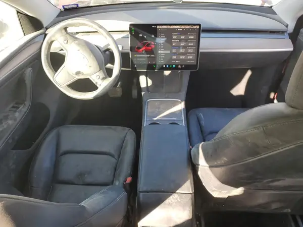 7SAYGDEE1RA262764 2024 TESLA MODEL Y - Image 8